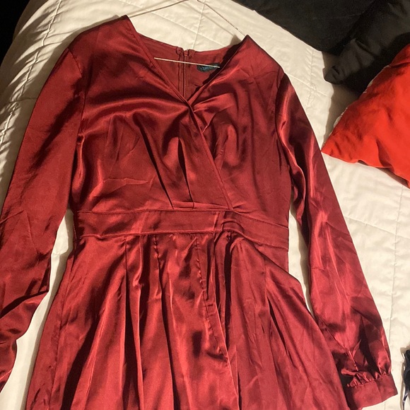 Cals Dresses & Skirts - Nice dress for girls comes with short included Size L  Burgundy color